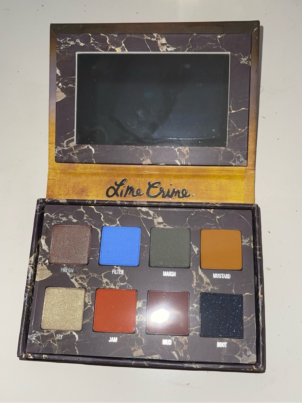 Lime Crime VENUS II Palette Artwork - Pink Hair with Gold Halo - Picture 2 of 2